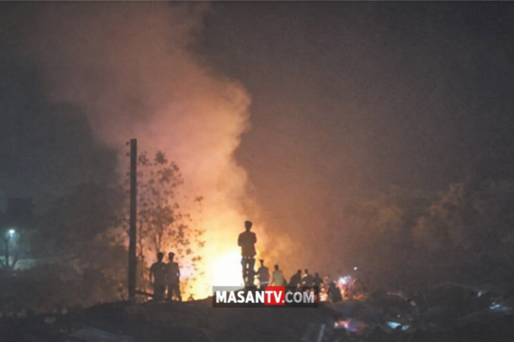 আগুনের রাত, ছাইয়ের ভেতর দাঁড়িয়ে থাকা স্বপ্ন, আবারও রোহিঙ্গা ক্যাম্পে আগুন