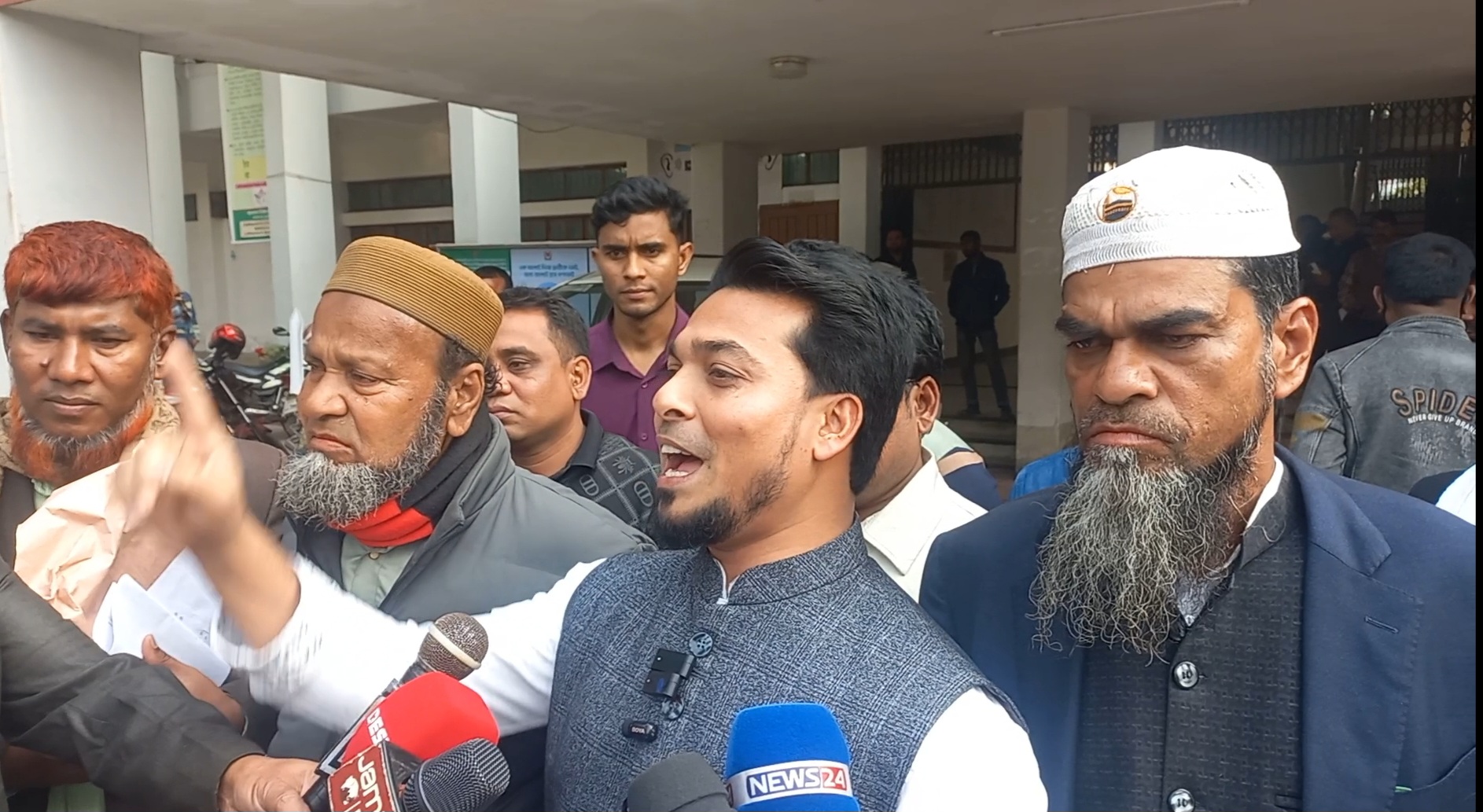 নিজেকে এমএলএ ফাটাকেষ্ট বললেন স্বতন্ত্র প্রার্থী শিহাব আহমেদ