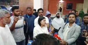 জয়পুরহাটে বিএনপি ও স্বতন্ত্র প্রার্থীর কর্মীদের সংঘর্ষ, আহত ১১