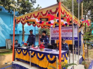 চিলমারীতে ভোটকেন্দ্র নিরাপত্তায় আইনশৃঙ্খলা বাহিনীর ব্রিফিং অনুষ্ঠিত